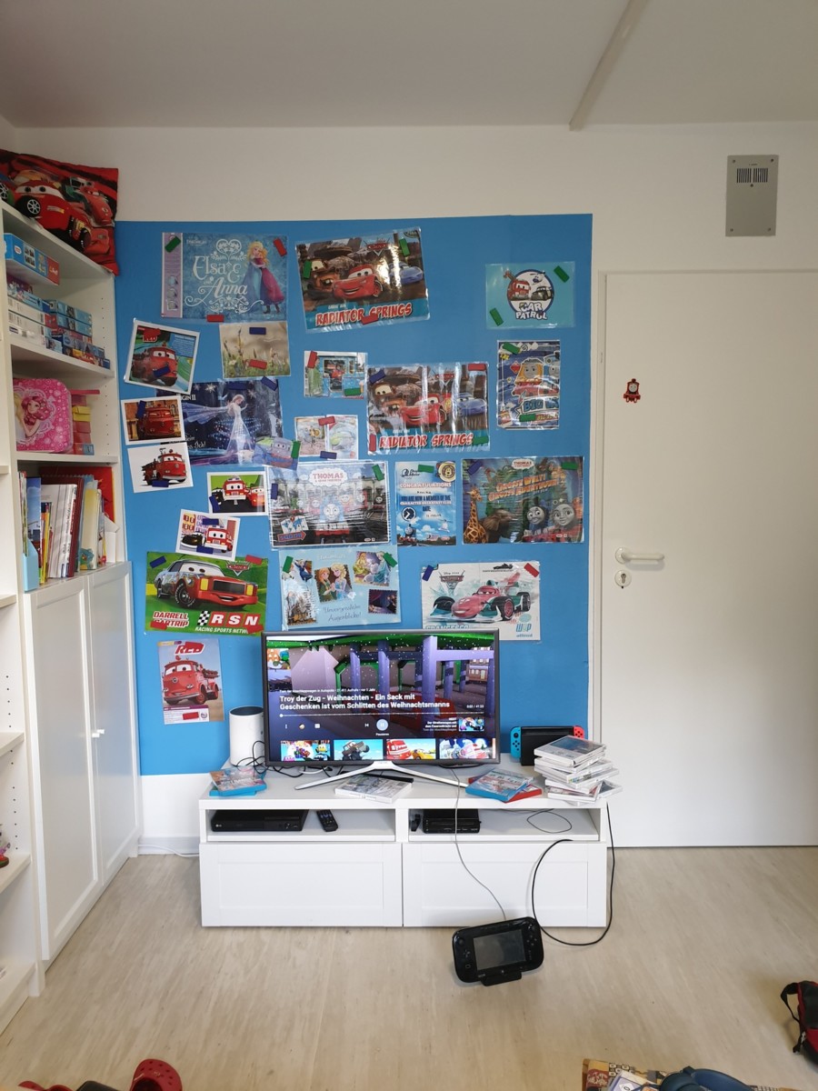 Avec l'aide de nos produits, un mur unique et joliment décoré a été créé dans la chambre des enfants. Découvrez-en plus ici sur notre blog!