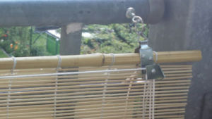 40 300x169 - Fixation magnétique d'un rideau sur un balcon