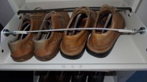 300 300x169 - Utilisation d'aimants à œillet dans une armoire à chaussures